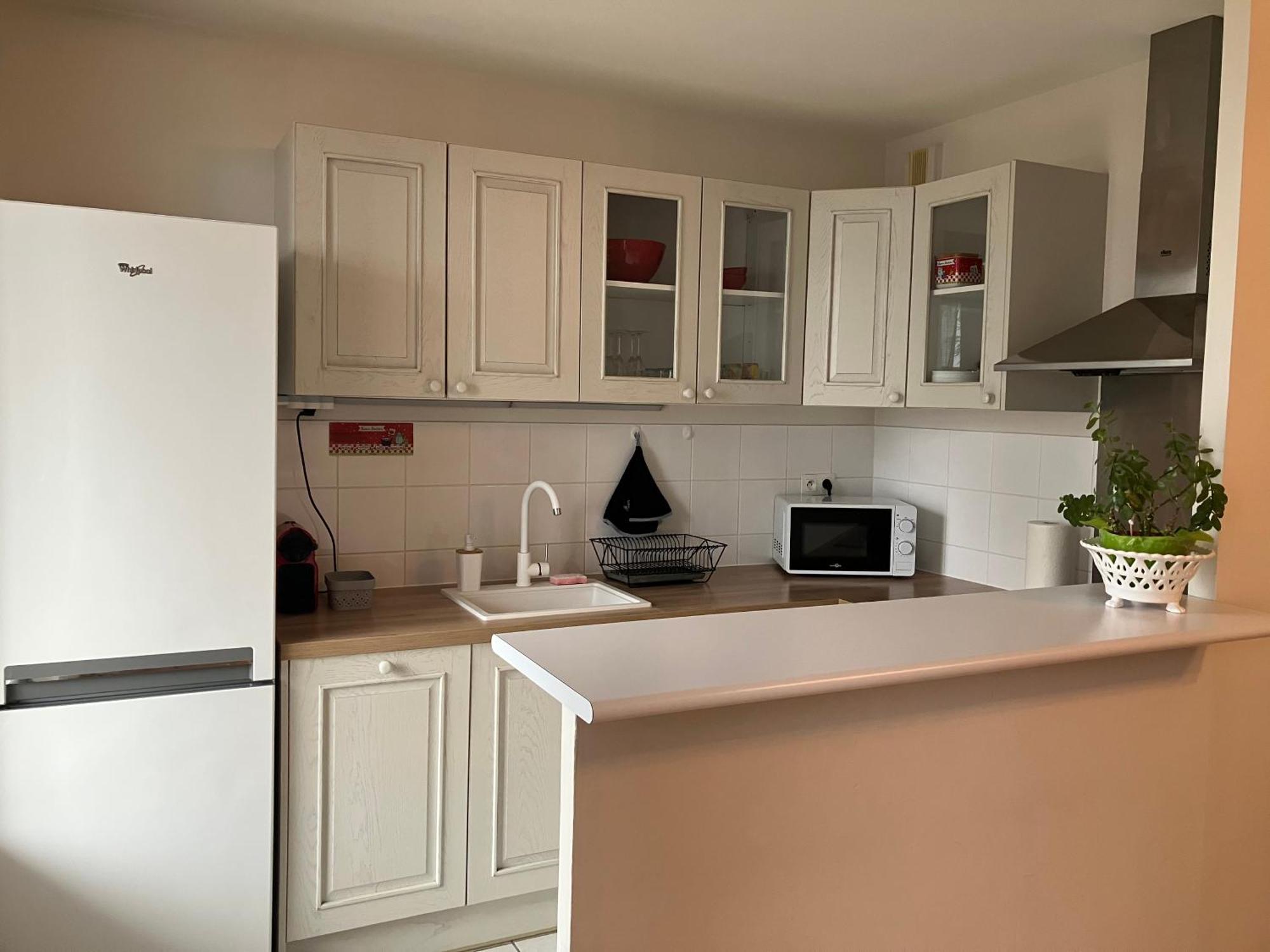 Appartement Avec Parking & Linge Inclus & Local Velos บลัวส์ ภายนอก รูปภาพ